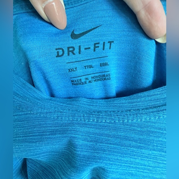 Men’s Blue Nike Dri-Fit Tshirt - Picture 2 of 3